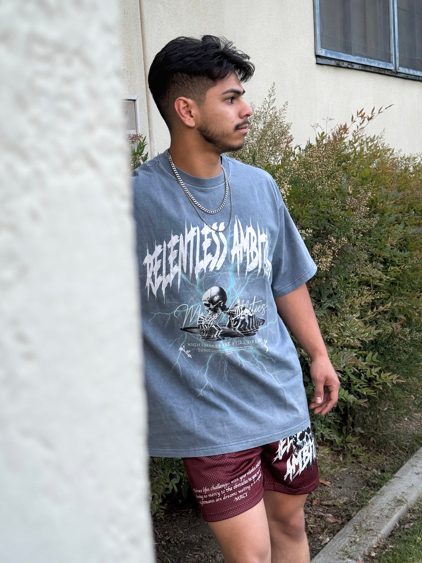 OVERSIZED "RELENTLESS AMBITION" T-SHIRT- BLUE